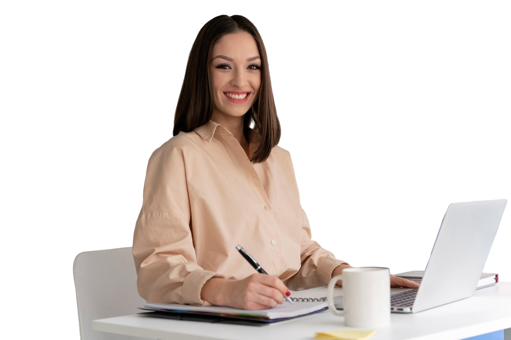 Mujer profesional trabajando en laptop